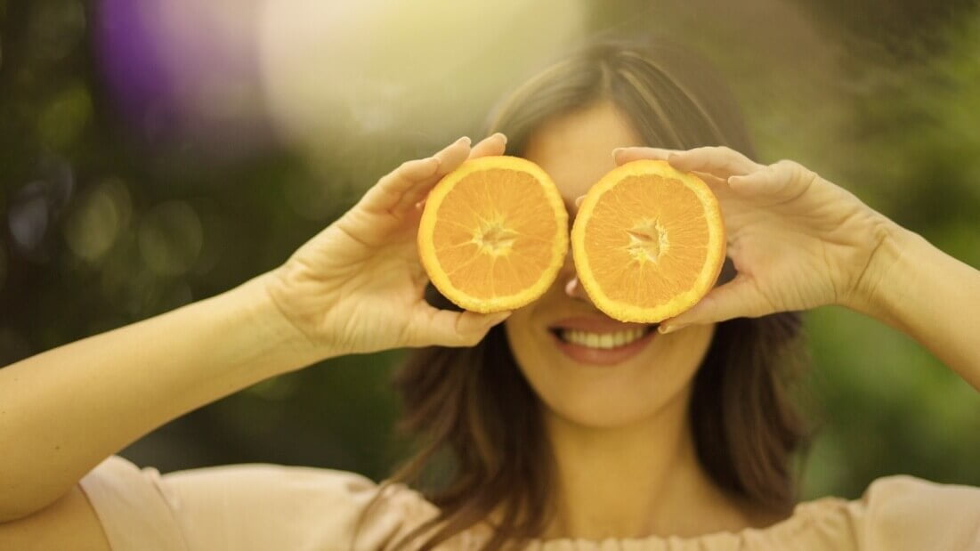 Glow from the Inside Out! Bai Yin's 3-Minute Righteus Qi Ritual for Youthful Skin, Migraines, and Mental Clarity
