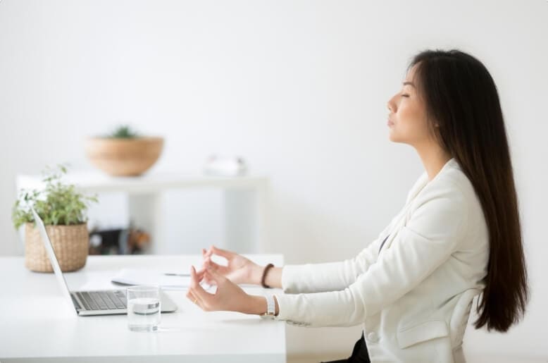 When Chronic Disease Strikes Young: Two Women's Paths to Recovery